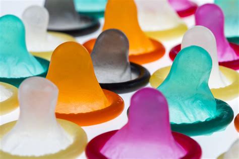 Blowjob ohne Kondom gegen Aufpreis Bordell Lancy